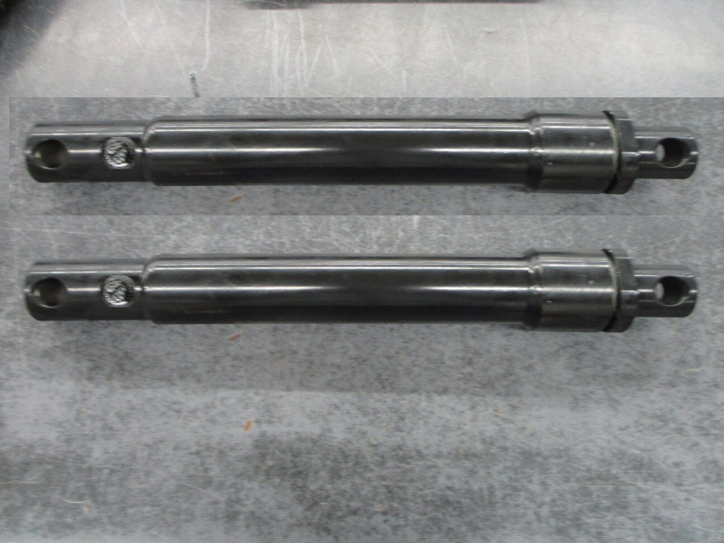 PAIR of 1 1/2" x 10" Angling Cylinder for Straight and SA V-Plows, Hiniker - 25010523(2)