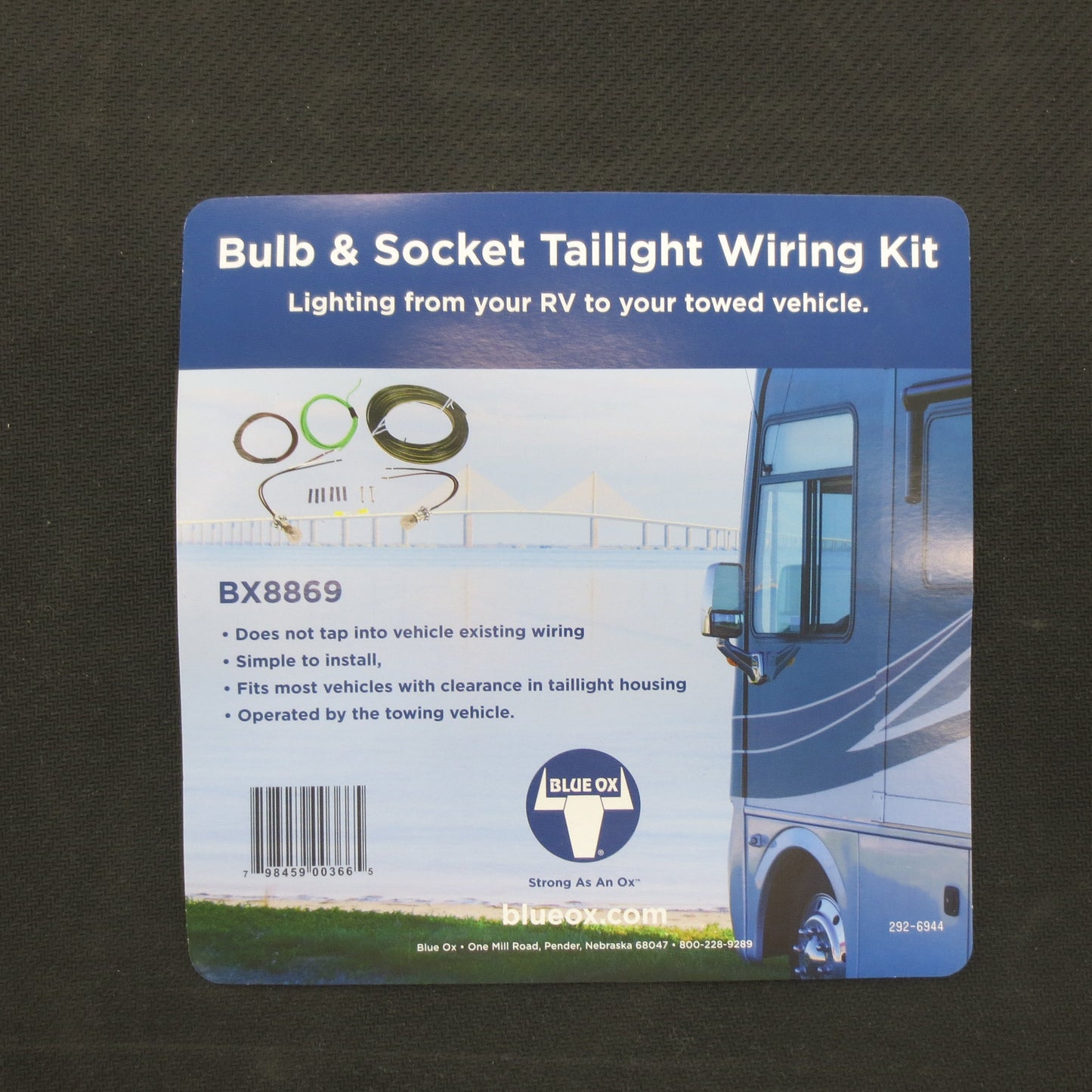 Packaging card for parts