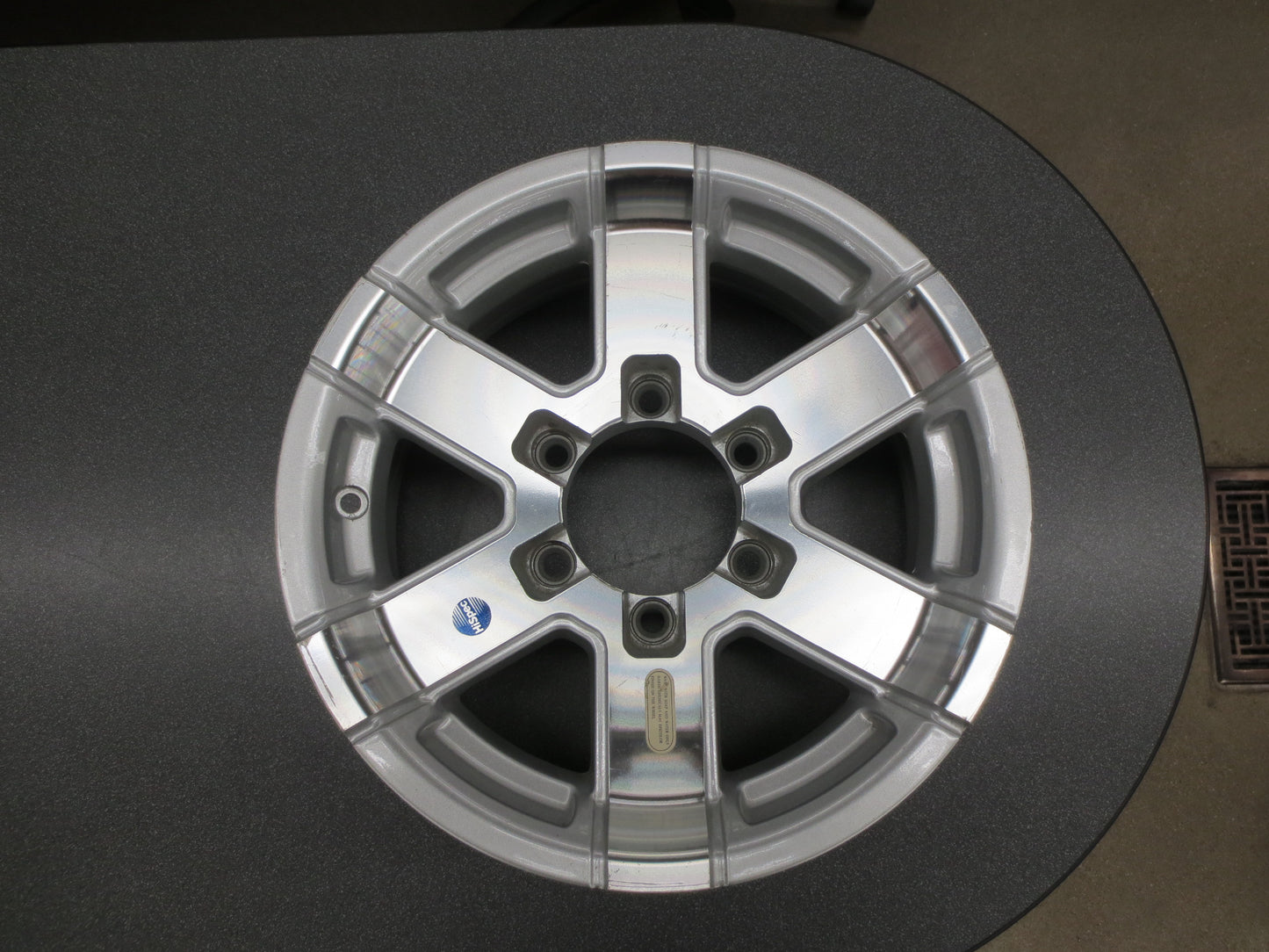 Hi-Spec Series 07 Aluminum Rim 15x6" Trailer Wheel 6 Lug 2830# Slv spoke Lot 59