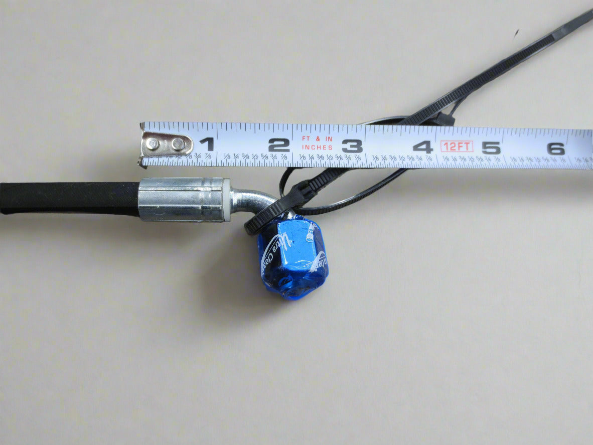 1/4" X 66" Hydraulic Hose with 90 degree fitting, Hiniker, 957-021-000