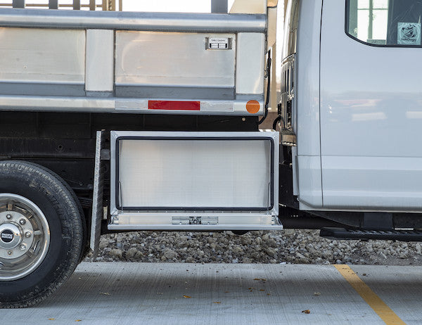 XD Aluminum Smooth Underbody Toolbox, 18"x18"x30" - 1706403