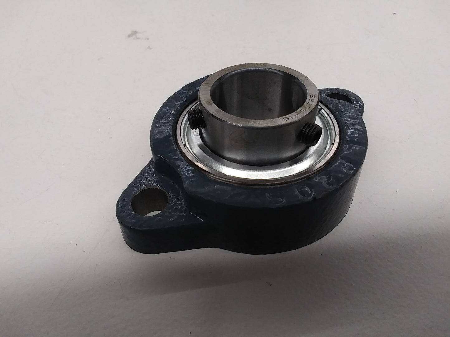 2 Bolt Flange Bearing, 205-16, 79202404