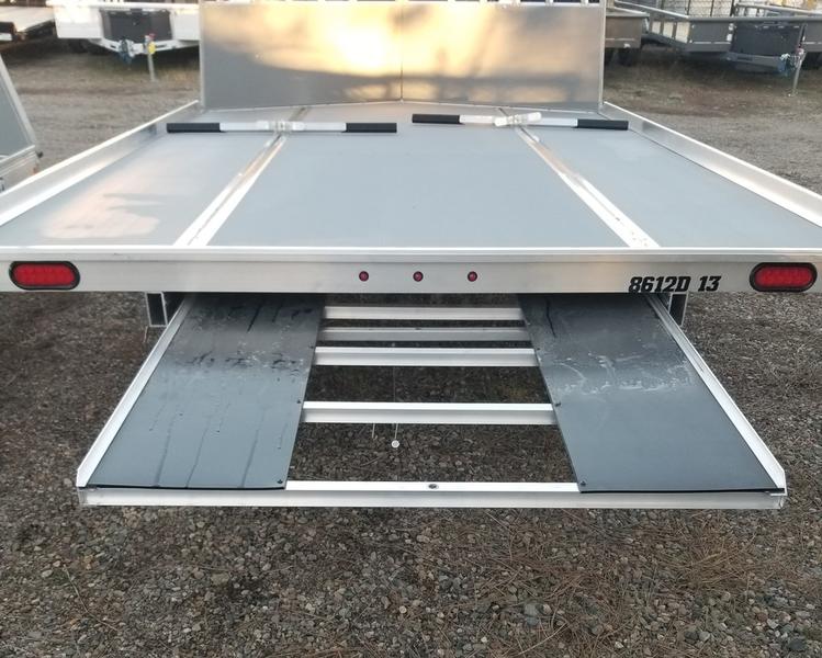 New Aluminum Drive On/Drive Off Ramp for Aluma trailers - 40113