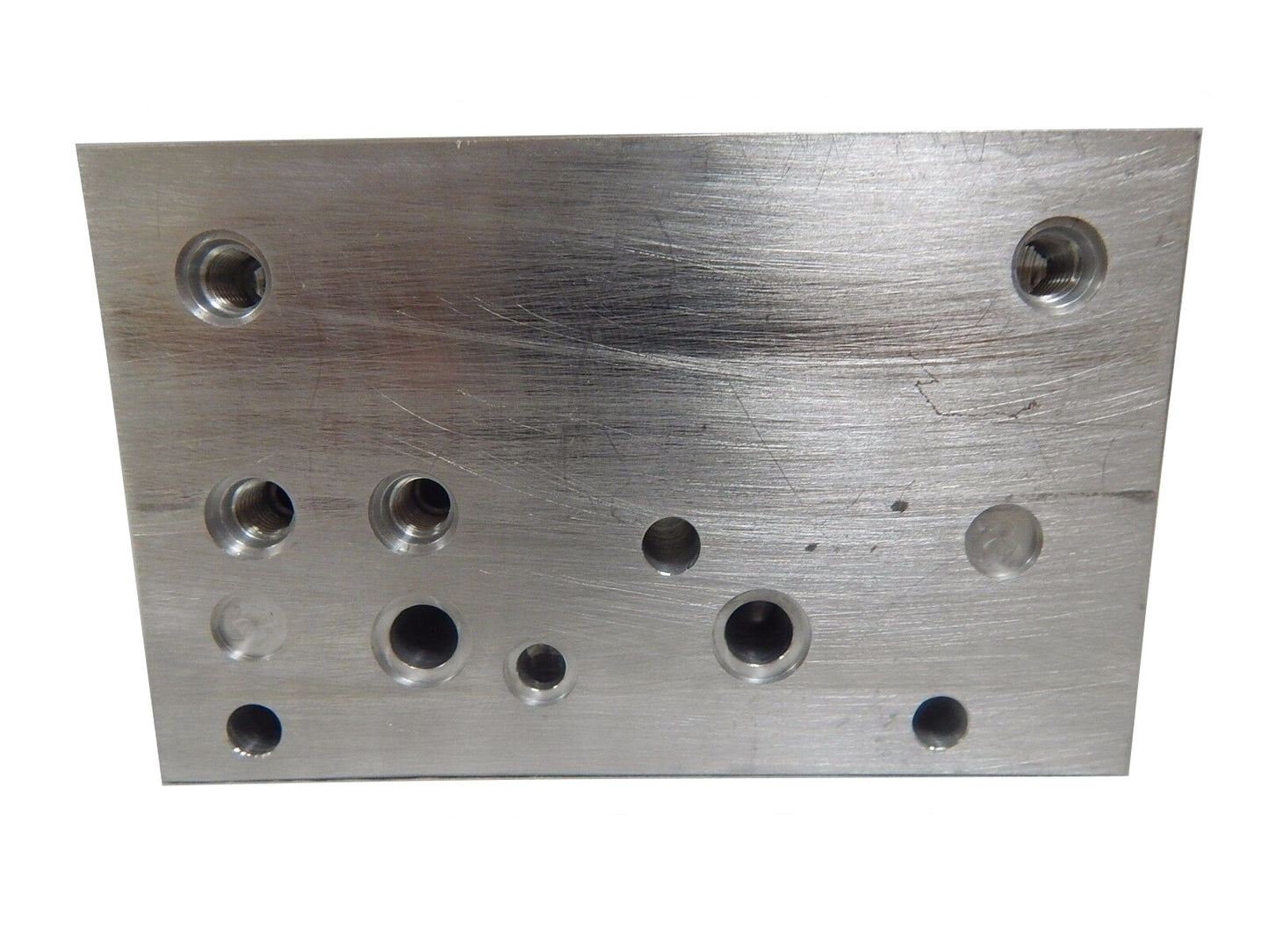 Hiniker Manifold, V-Plow MTE OEM  - 25012155