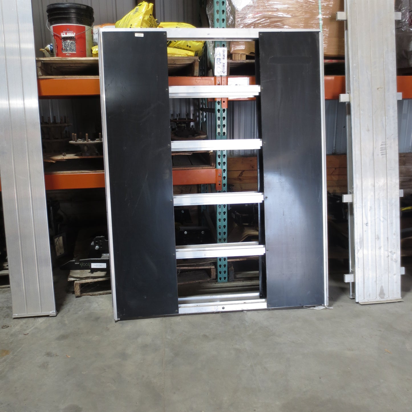 New Aluminum Drive On/Drive Off Ramp for Aluma trailers - 40113