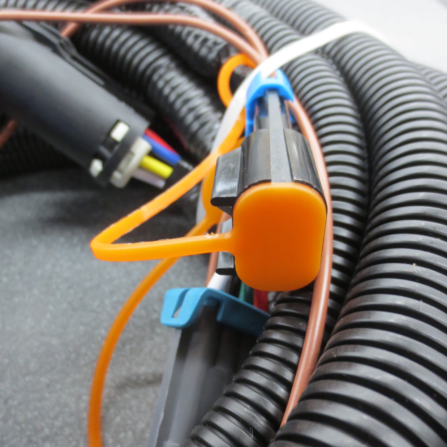 Control Harness for SHPE Spreaders - 3006724