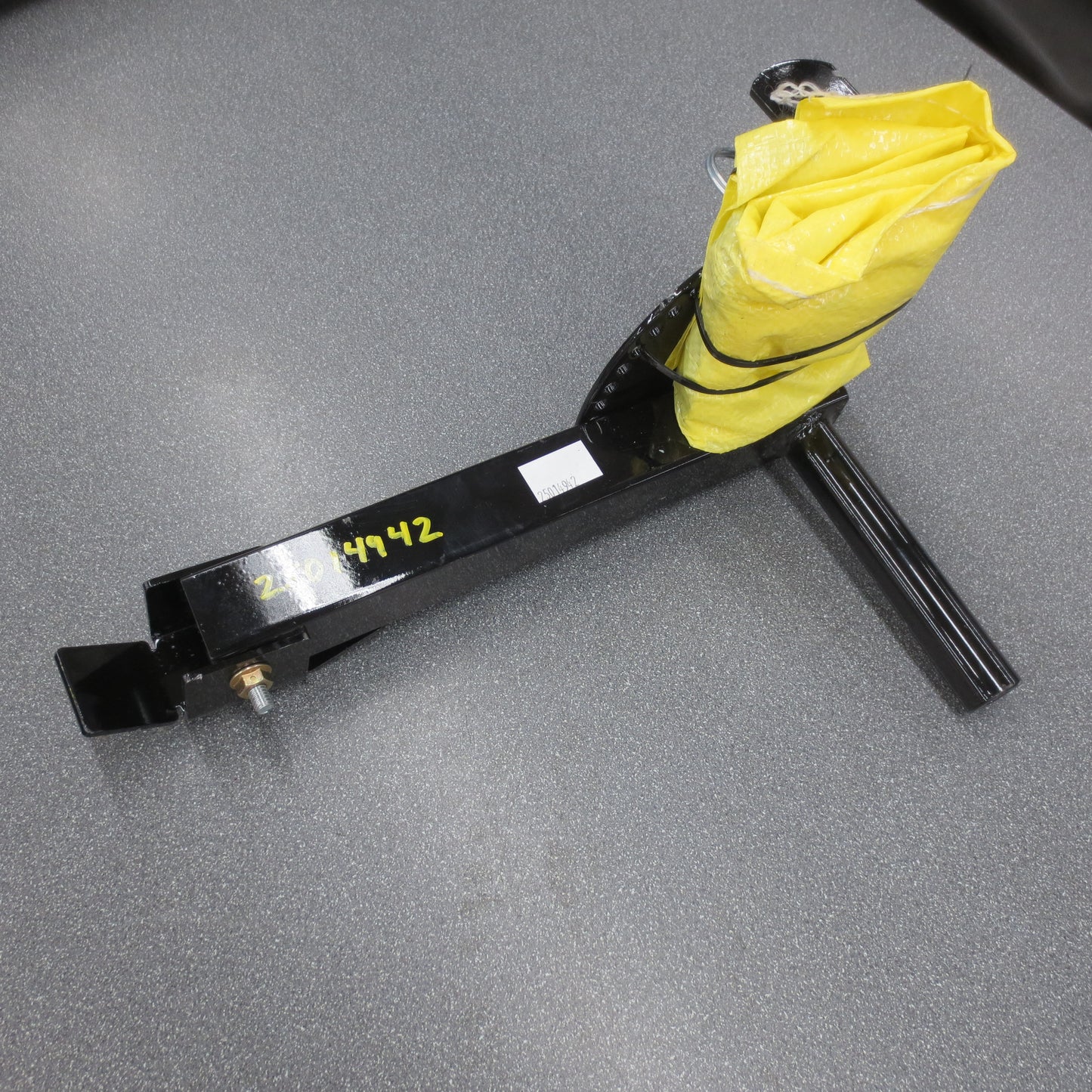 Hiniker Universal Parking Stand Kit for all plows (Steel, C-plow, Scoop, V-plow) - 25014942