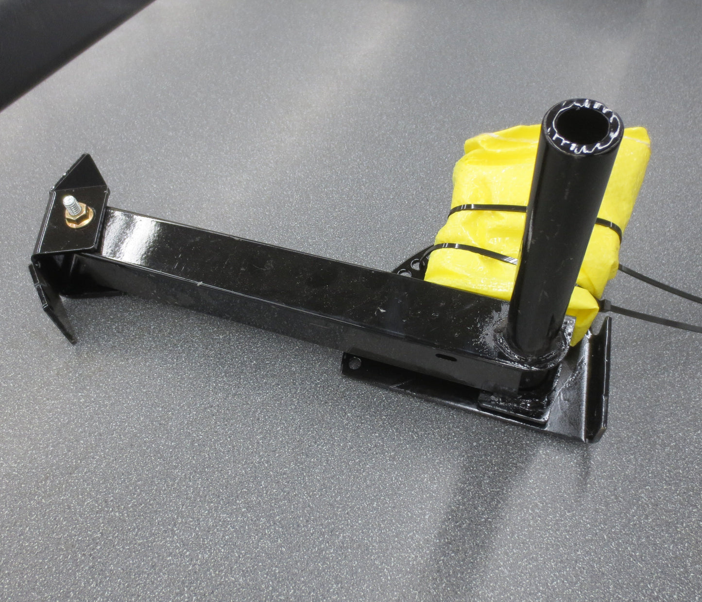 Hiniker Universal Parking Stand Kit for all plows (Steel, C-plow, Scoop, V-plow) - 25014942