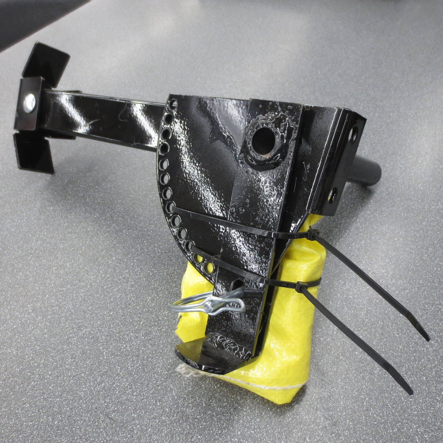 Hiniker Universal Parking Stand Kit for all plows (Steel, C-plow, Scoop, V-plow) - 25014942