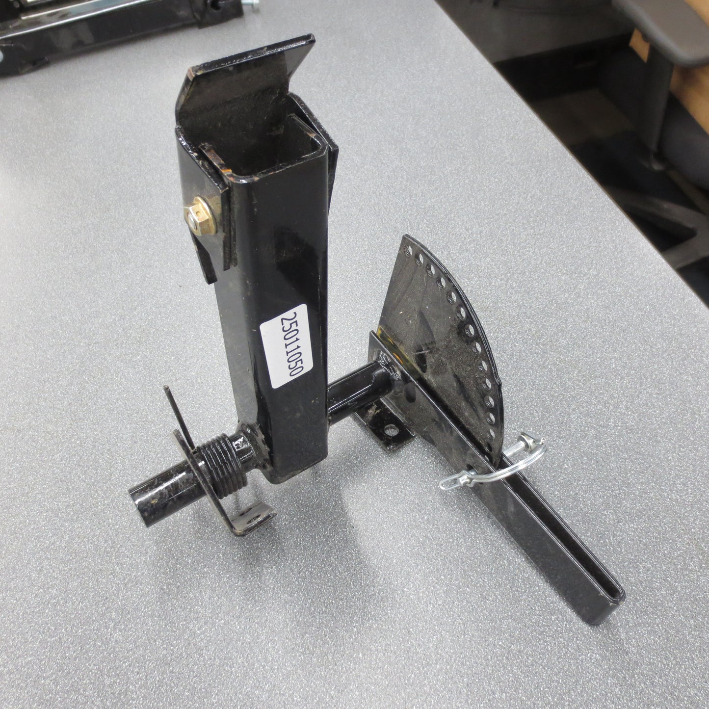 Hiniker Parking Stand Kit (old style) for straight blade - 25011050