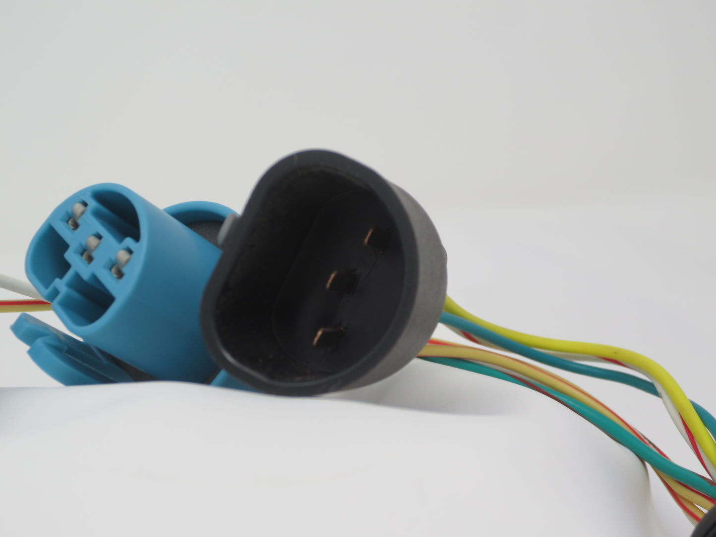 Hiniker Headlight Adapter - Dodge/RAM, 38813045