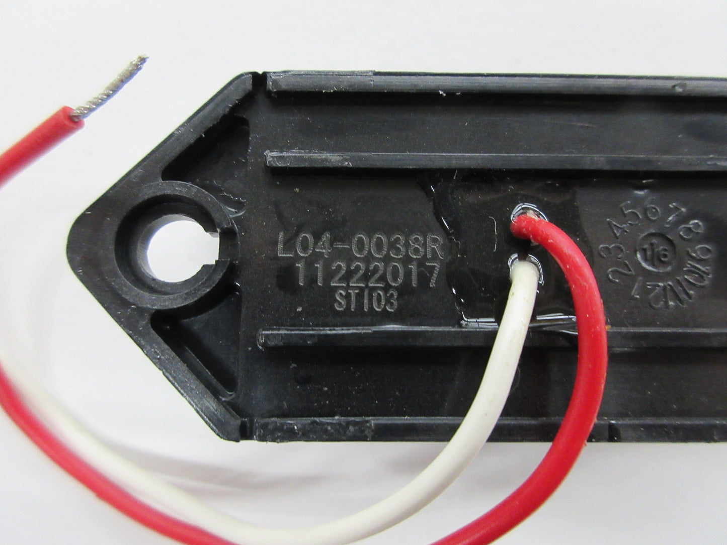 Red Marker / Clearance Trailer Light Clear Lens - L04-0038RI