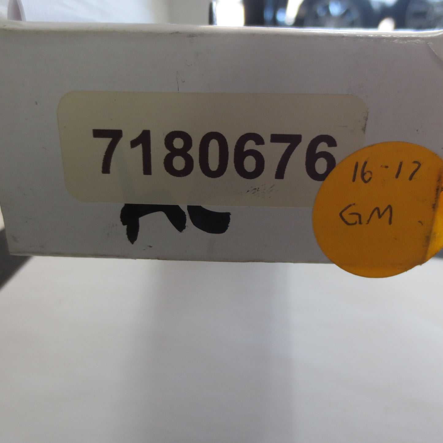 2016-2017 GM Backup License Plate Camera Kit - 7180676