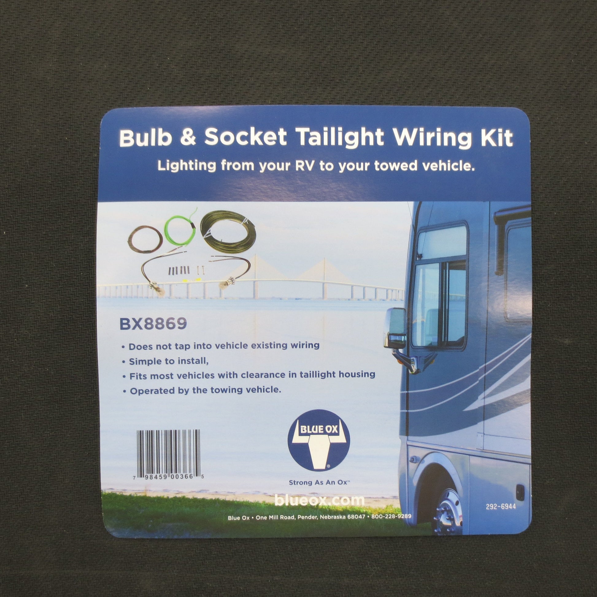 Packaging card for parts