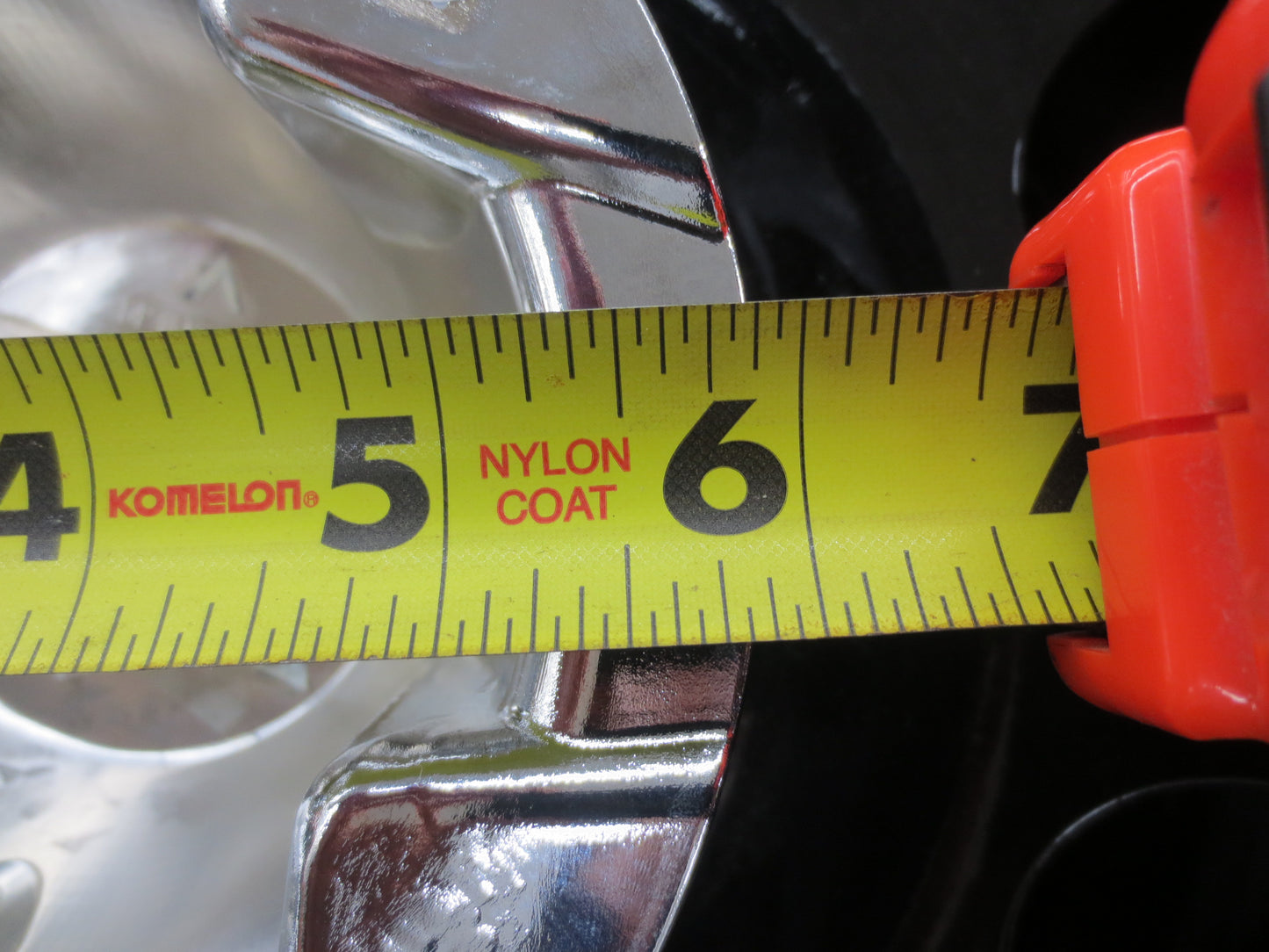 Hi-Spec Series 08 Plastic Center Cap for 12-14" Trailer Wheel Rim Black Silver