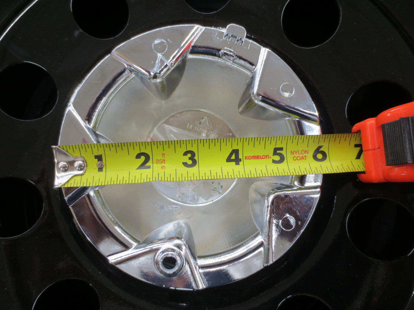 Hi-Spec Series 08 Plastic Center Cap for 12-14" Trailer Wheel Rim Black Silver