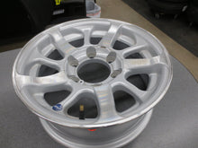 Load image into Gallery viewer, Hi-Spec Series 08 Aluminum Rim 15x6&quot; Trailer Wheel Silver 6 Lug 5.5 2830# Lot60A