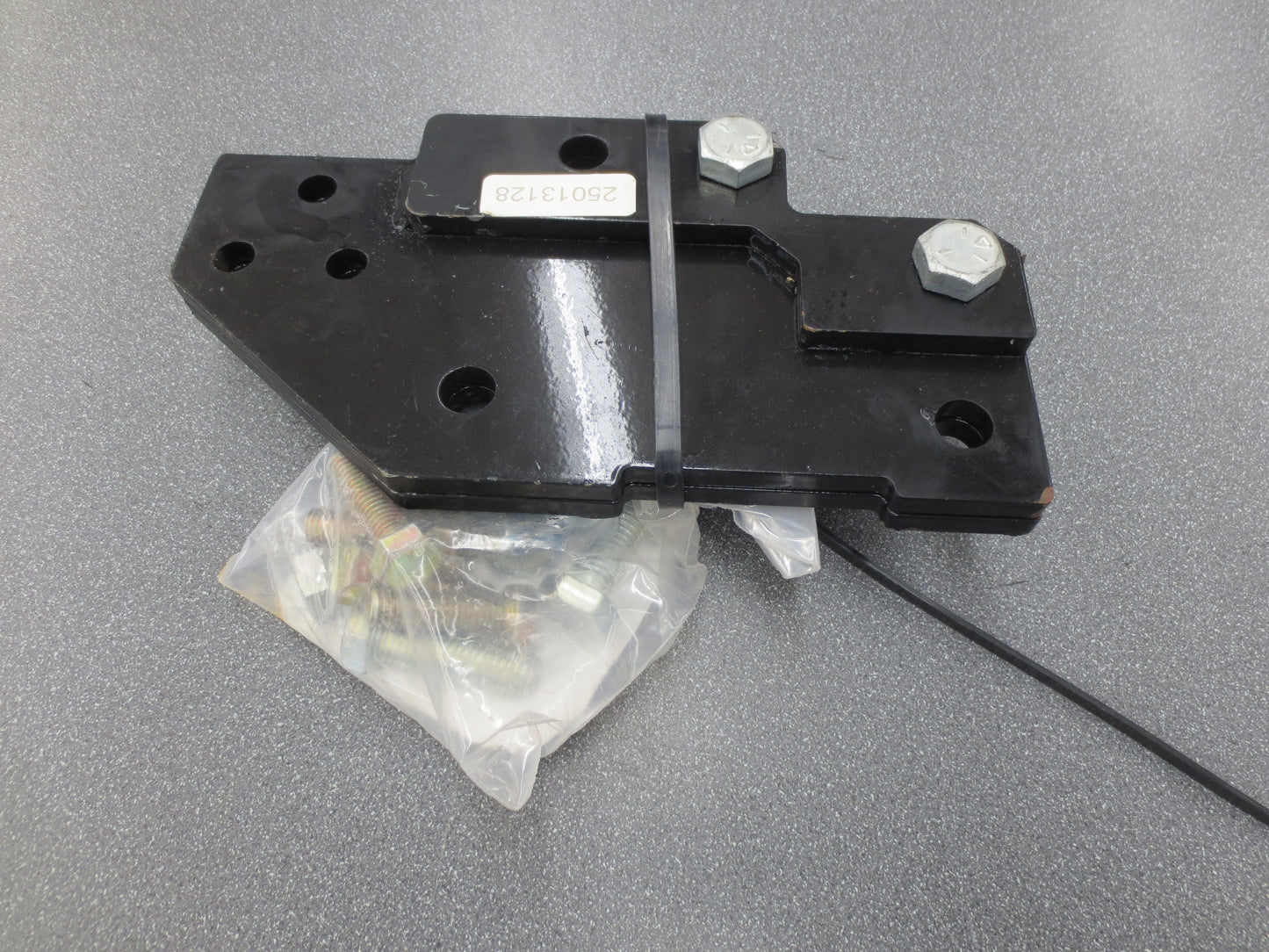 Prong Adapter/Spacer - 25013128