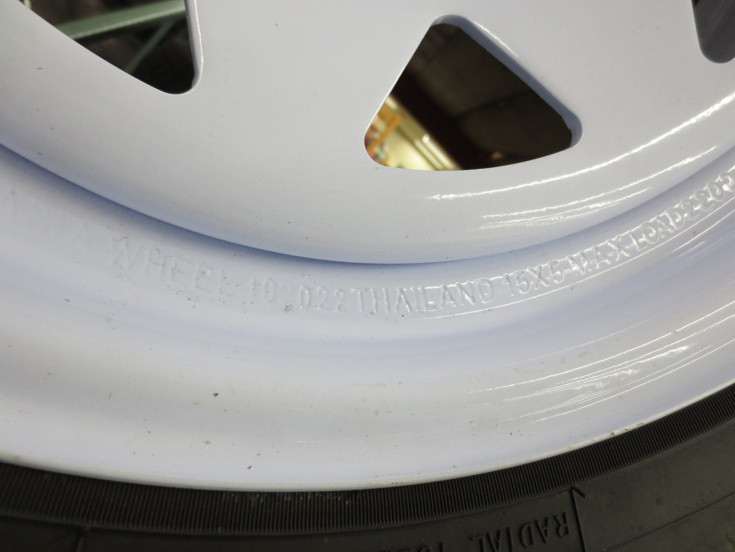 Set of 4 Trailer Radial Tire & Steel White Spoke 15"x5" Wheel 5 LUG Rim 5 on 5.5" Bolt Pattern 2200#