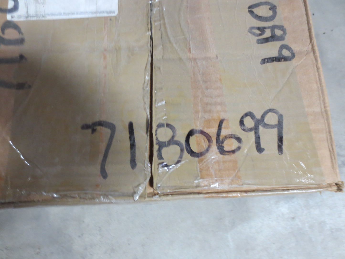 Clearance! CM/Dakota Service Body 98-inch Install Mounting Kit, Fits Ford 2017  - 7180699