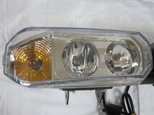 Load image into Gallery viewer, Headlight Assembly Right Hand (New Style, Halogen) 25013251