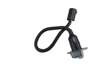 Load image into Gallery viewer, 7-Pin Semi-Style Connector to US Car Plug R7CO