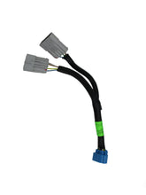 Load image into Gallery viewer, CM Truck Bed Plug &amp; Play Harness Adapter - 2019 Chevy/GMC 4500 - 6500 Cab &amp; Chassis 9900503